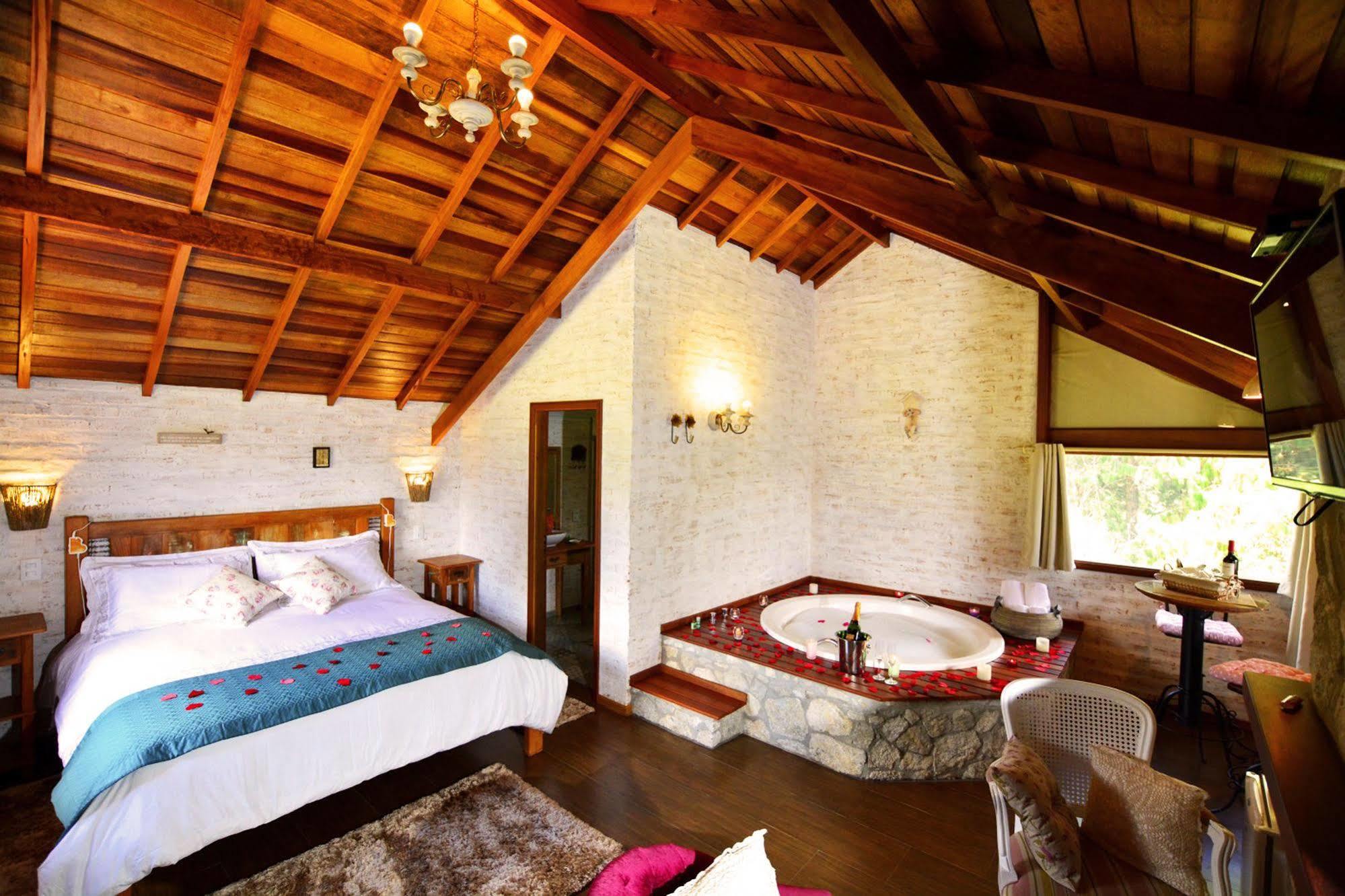 Pousada Villa Monte Verde エクステリア 写真